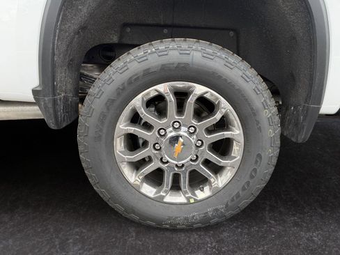 New 2026 Chevrolet Silverado 2500 LTZ w/ Z71 Chrome Sport Edition AWD/4WD image 28