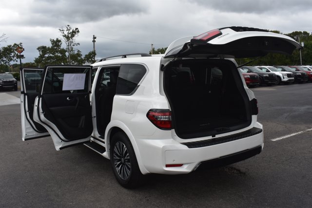 Used 2024 Nissan Armada SL w/ Midnight Edition Package RWD image 17