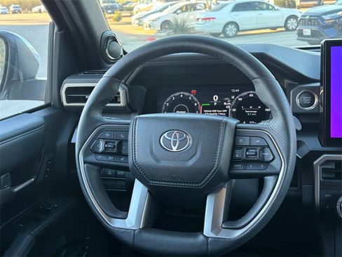 New 2025 Toyota 4Runner Limited image 25