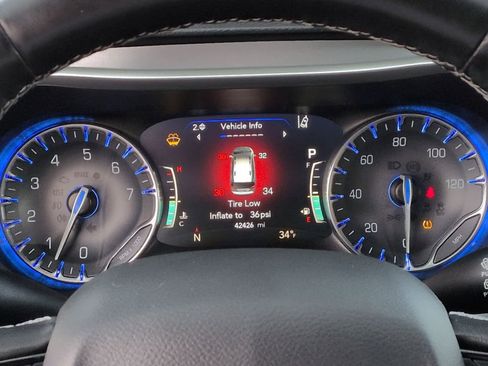 Used 2020 Chrysler Pacifica Touring-L Plus w/ Advanced Safetytec Group image 34