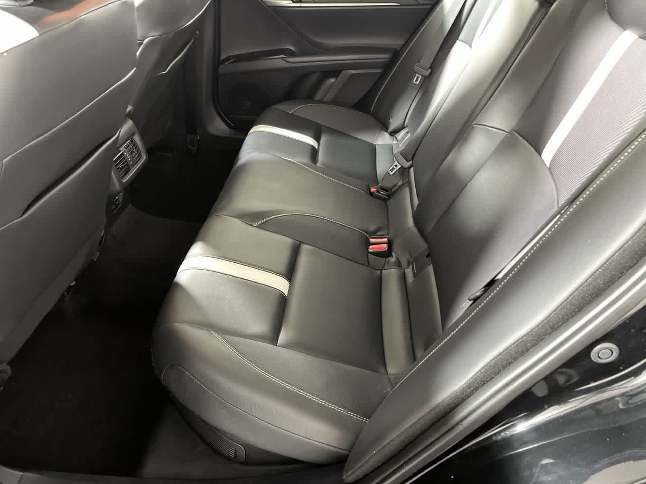 Used 2025 Toyota Camry SE FWD image 26