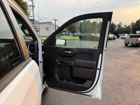 Used 2020 Chevrolet Silverado 1500 LT w/ All-Star Edition AWD/4WD image 28