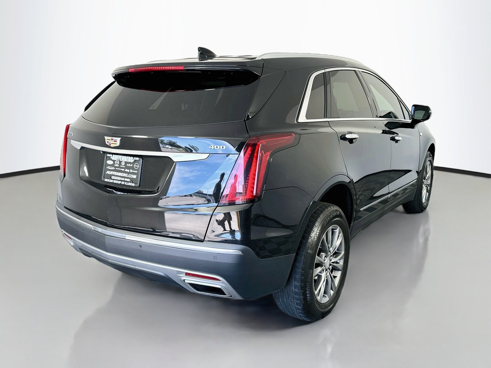 Used 2021 Cadillac XT5 Premium Luxury w/ LPO, Floor Liner Package FWD image 7