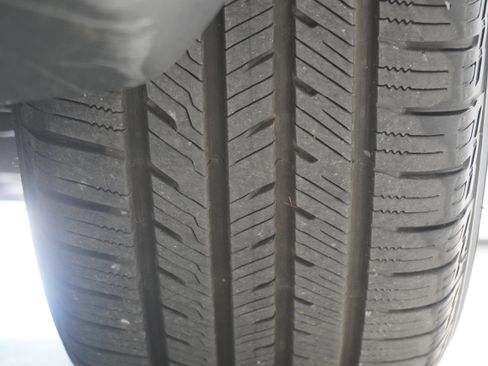 Used 2019 Dodge Challenger SXT RWD image 25