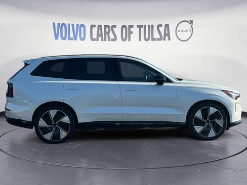 New 2025 Volvo EX90 Ultra w/ Protection Package Premier AWD/4WD image 6