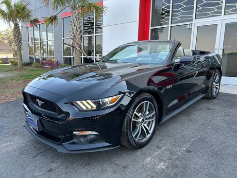 Used 2015 Ford Mustang GT Premium image 9