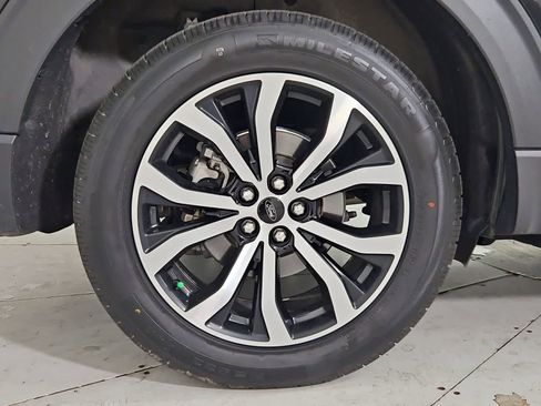 Used 2022 Ford Explorer ST AWD/4WD image 13