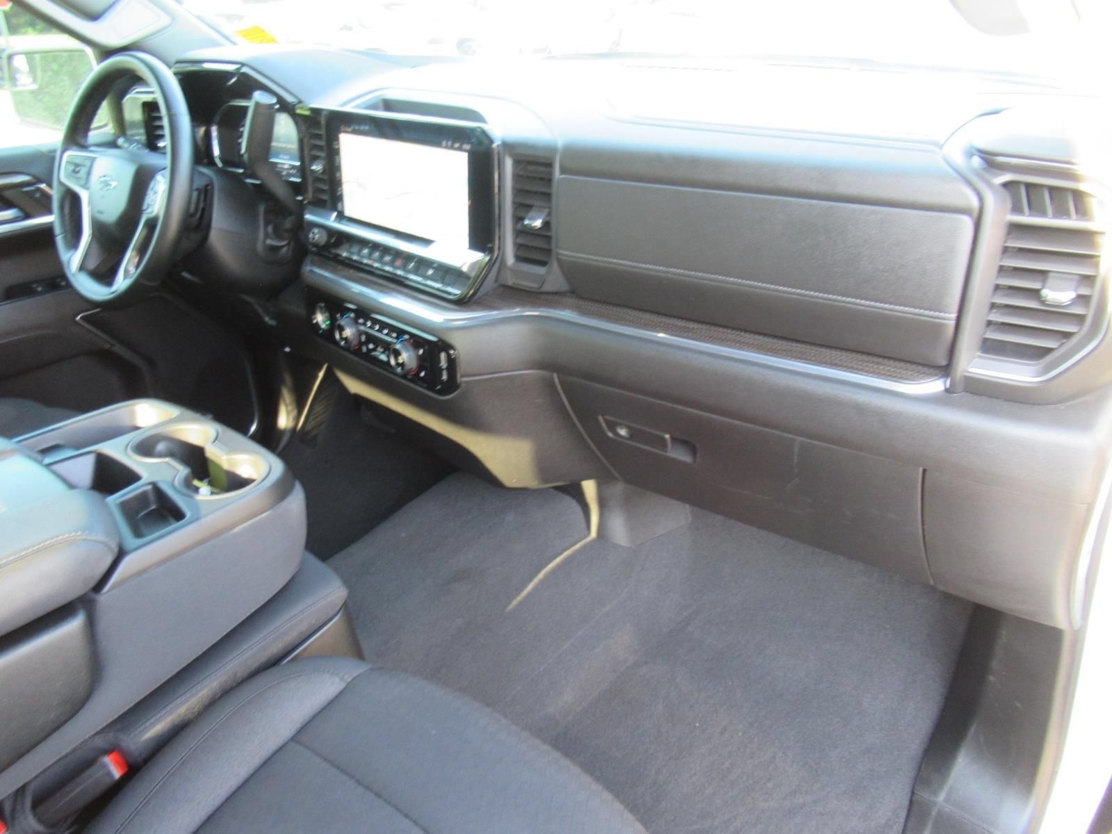 Used 2024 Chevrolet Silverado 1500 RST w/ Protection Package AWD/4WD image 13