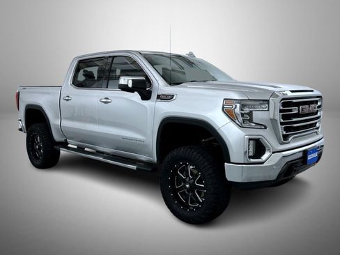 Used 2021 GMC Sierra 1500 SLT w/ SLT Premium Plus Package AWD/4WD image 3