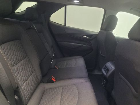 Used 2021 Chevrolet Equinox LT image 19