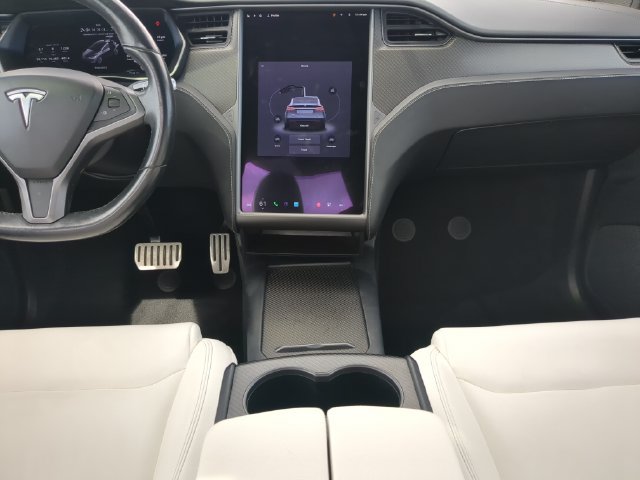 Used 2021 Tesla Model X Performance AWD/4WD image 18