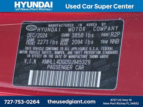 Used 2025 Hyundai Elantra SE FWD image 31
