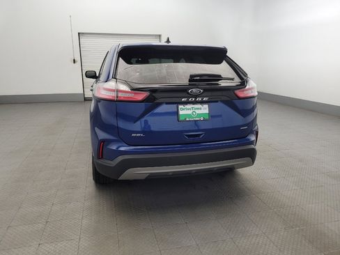Used 2023 Ford Edge SEL image 6
