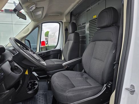 Used 2021 RAM ProMaster 2500 FWD image 8