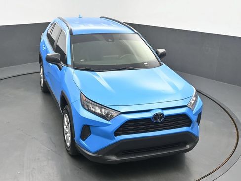 Used 2019 Toyota RAV4 LE w/ All Weather Liner Package AWD/4WD image 44