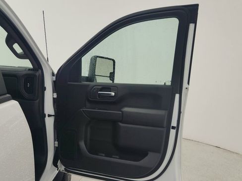 Used 2017 Chevrolet Express 3500 Extended RWD image 20
