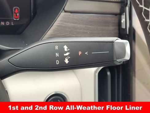 New 2026 GMC Acadia Denali w/ Super Cruise Package image 17