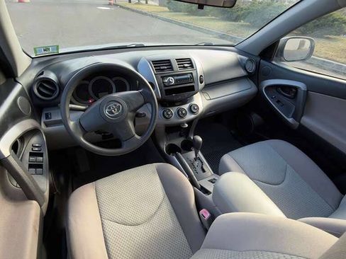 Used 2006 Toyota RAV4 4WD image 11