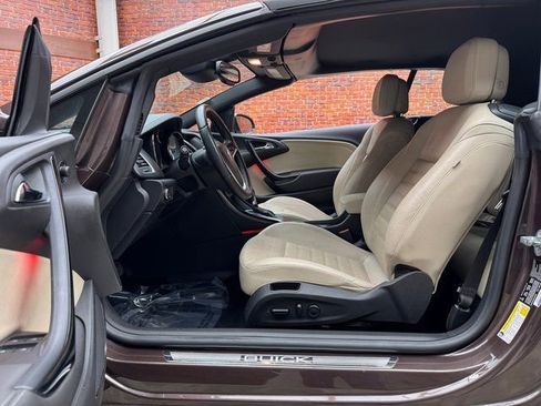 Used 2016 Buick Cascada Premium image 25