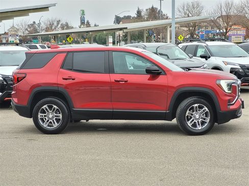 Used 2025 GMC Terrain Elevation image 4