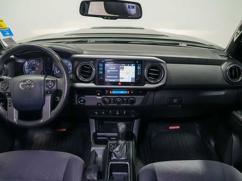 Used 2017 Toyota Tacoma TRD Sport RWD image 23