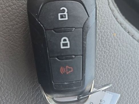 Used 2022 Ford F250 XL w/ Power Equipment Group AWD/4WD image 39