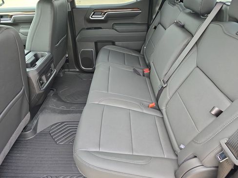 New 2026 Chevrolet Silverado 1500 LT w/ All Star Edition Plus image 15