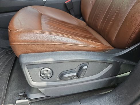 Used 2019 Audi Q5 2.0T Premium w/ Convenience Package image 16