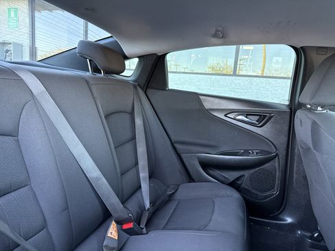 Used 2023 Chevrolet Malibu RS image 38