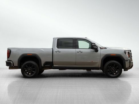 Used 2025 GMC Sierra 3500 AT4 w/ AT4 Premium Plus Package AWD/4WD image 6