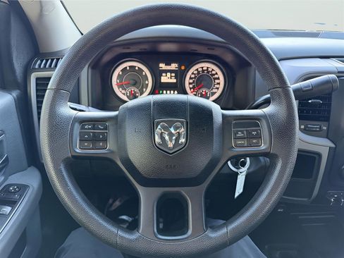 Used 2015 RAM 2500 Tradesman w/ Chrome Appearance Group image 21