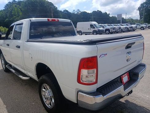 Used 2022 RAM 2500 Tradesman w/ Chrome Appearance Group AWD/4WD image 9