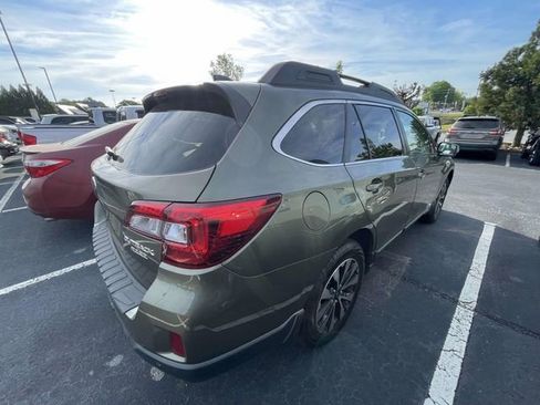 Used 2017 Subaru Outback 2.5i Limited image 14