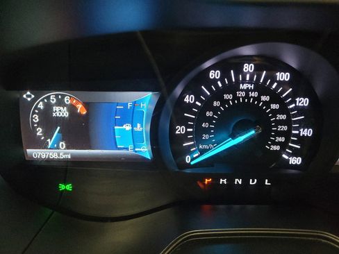 Used 2019 Ford Fusion SE FWD image 23