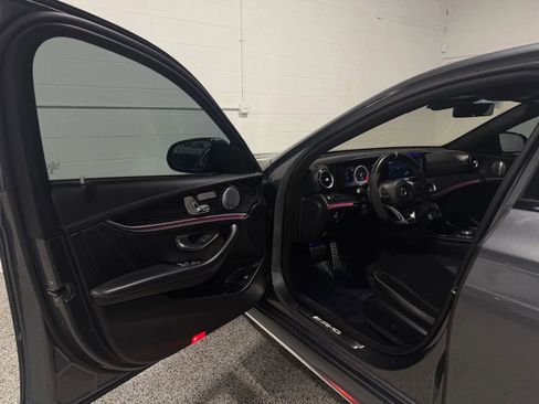 Used 2018 Mercedes-Benz E 63 AMG S image 9