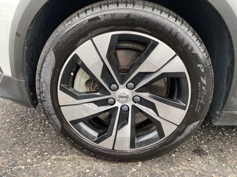 Used 2021 Volvo V60 T5 Cross Country w/ Climate Package image 8