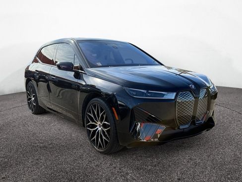 Used 2025 BMW iX xDrive50 image 7