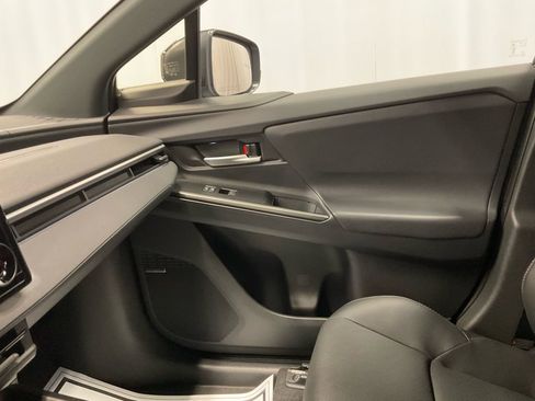 New 2026 Subaru Solterra image 22