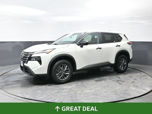 Used 2024 Nissan Rogue S AWD/4WD image 11