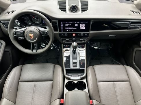 New 2026 Porsche Macan image 6