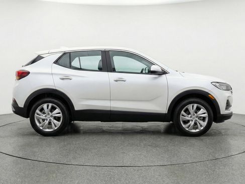 Used 2025 Buick Encore GX Preferred image 11