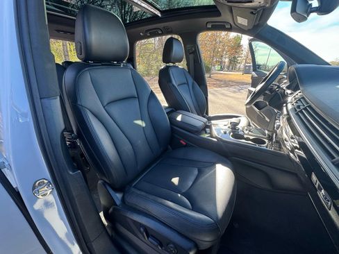 Used 2018 Audi Q7 3.0T Prestige w/ Prestige Package image 19