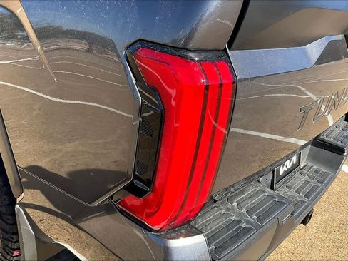 Used 2025 Toyota Tundra SR5 image 31