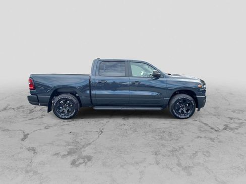 New 2026 RAM 1500 Express AWD/4WD image 9