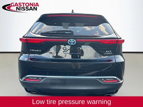 Used 2021 Toyota Venza XLE w/ Softex Package image 7