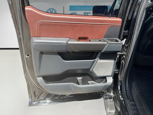 Used 2023 Ford F150 Lariat image 26