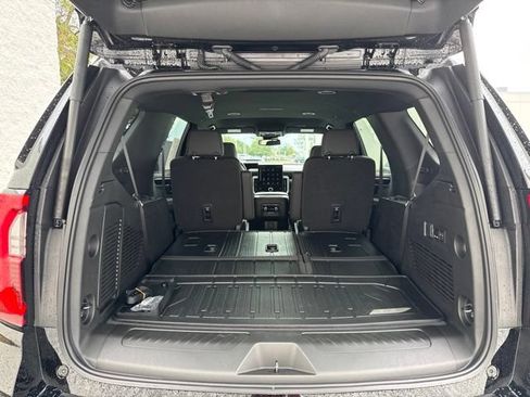 Used 2026 GMC Yukon Elevation w/ LPO, Floor Liner Package AWD/4WD image 7