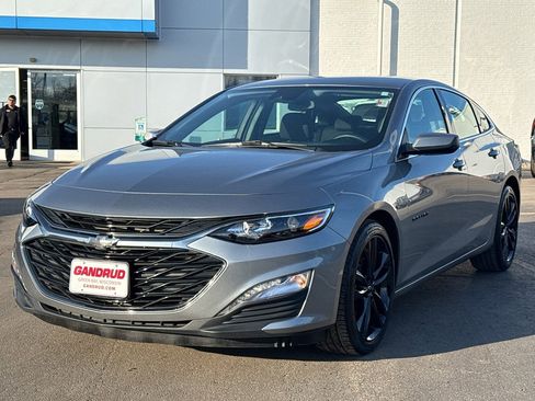 Used 2023 Chevrolet Malibu LT w/ Sport Edition image 2