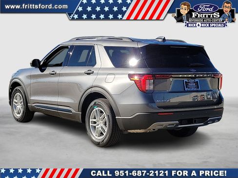New 2026 Ford Explorer Active w/ Active Comfort Package image 2