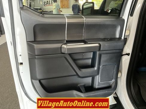 Used 2019 Ford F150 Lariat w/ Equipment Group 502A Luxury AWD/4WD image 26